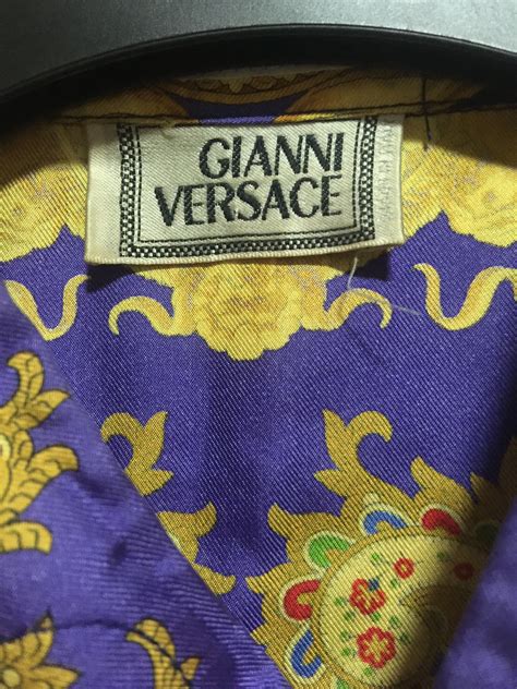 how much does versace cost.